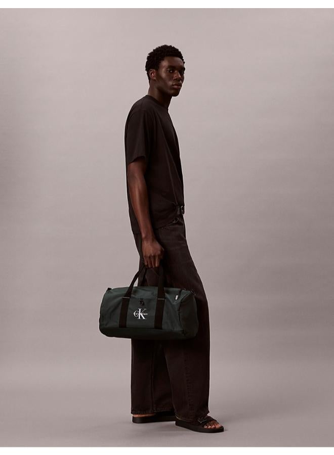CALVIN KLEIN Bold Logo Nylon Duffle Bag - Image 2